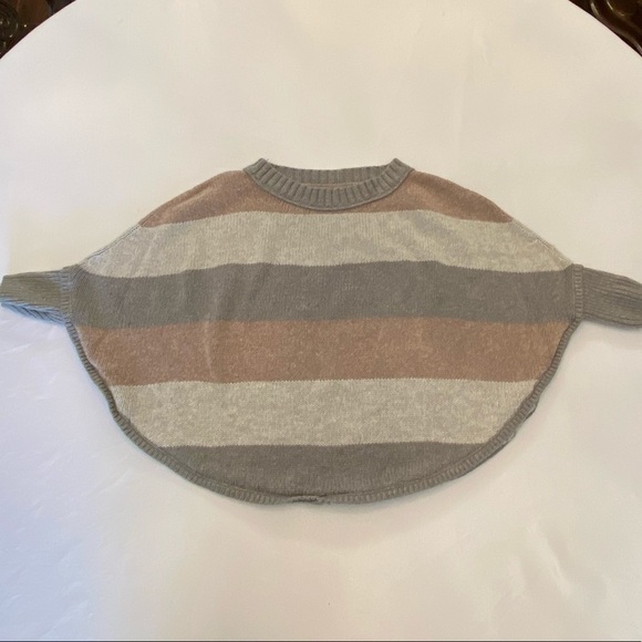 LOFT Sweaters - ANN TAYLOR LOFT Crop Sweater, Size Petite Medium